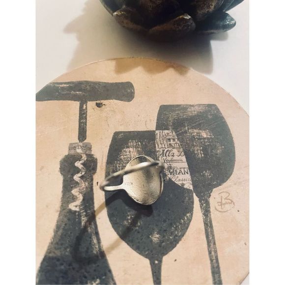 PRETTY SILVER COIN PURPLE STONE SILVER BOHO RING - Picture 5 of 5